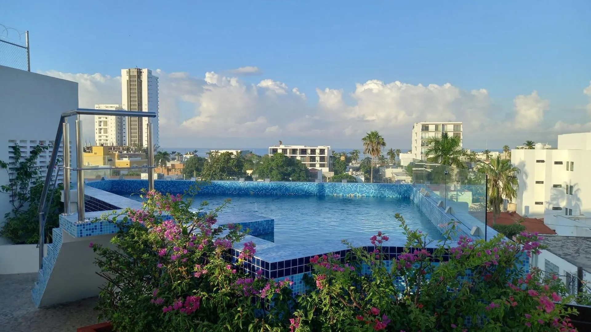 Malecon Espacio Alberca Comodidad Y Playa Mazatlán Appartement